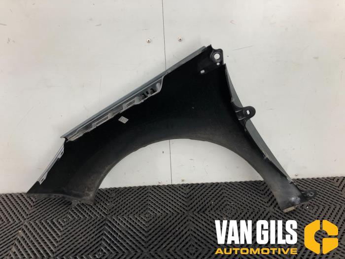 Scherm rechts-voor van een Peugeot 308 SW (4E/H) 1.6 16V THP 150 2008