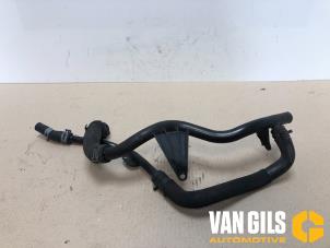 Gebruikte Slang (diversen) Volkswagen Passat Variant (3G5) 1.8 TSI 16V Prijs € 36,30 Inclusief btw aangeboden door Van Gils Automotive