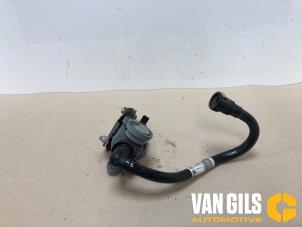 Gebruikte Diversen BMW 5 serie (F10) 530i 24V Prijs € 35,00 Margeregeling aangeboden door Van Gils Automotive