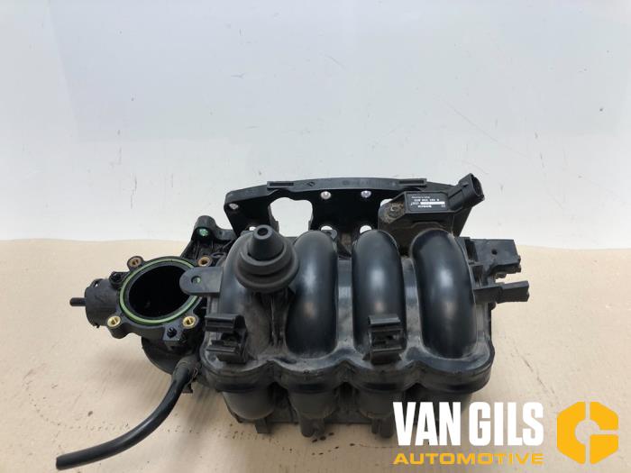 Gebruikte Inlaatspruitstuk Fiat Grande Punto (199) 1.4 Prijs € 30,00 Margeregeling aangeboden door Van Gils Automotive