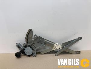 Gebruikte Ruitmechaniek 2Deurs rechts-voor Suzuki Swift (ZA/ZC/ZD1/2/3/9) 1.3 VVT 16V Prijs € 45,00 Margeregeling aangeboden door Van Gils Automotive