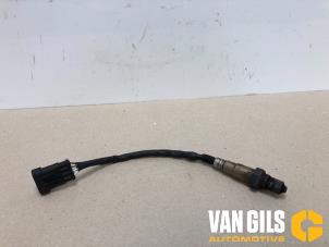 Gebruikte Lambda Sonde Fiat Grande Punto (199) 1.4 T-Jet 16V Prijs € 30,00 Margeregeling aangeboden door Van Gils Automotive