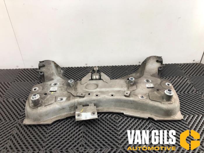 Gebruikte Subframe Renault Captur I (2R) 0.9 Energy TCE 12V Prijs op aanvraag aangeboden door Van Gils Automotive