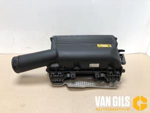 Gebruikte Luchtfilterhuis Mercedes C Estate (S205) C-180 1.6 16V BlueEfficiency Prijs € 59,99 Margeregeling aangeboden door Van Gils Automotive