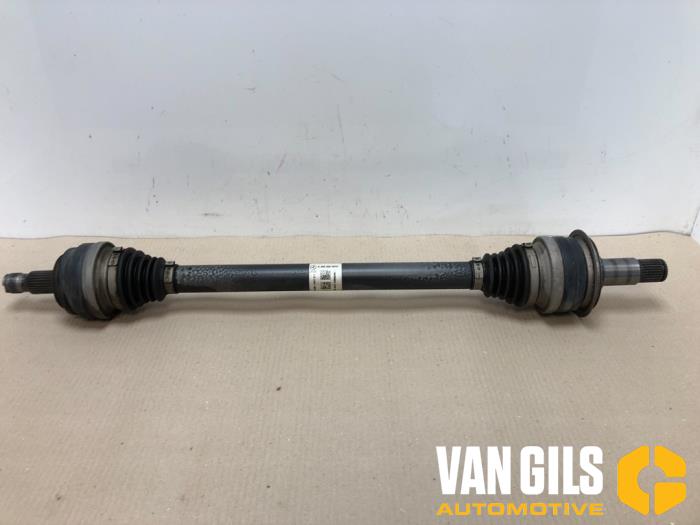 Gebruikte Aandrijfas links-achter Mercedes C Estate (S205) C-180 1.6 16V BlueEfficiency Prijs € 174,99 Margeregeling aangeboden door Van Gils Automotive