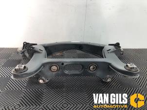 Gebruikte Subframe Mercedes C Estate (S205) C-180 1.6 16V BlueEfficiency Prijs € 350,00 Margeregeling aangeboden door Van Gils Automotive