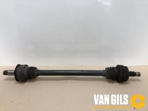 Gebruikte Aandrijfas rechts-achter Mercedes C Estate (S204) 2.5 C-230 V6 24V Prijs € 79,99 Margeregeling aangeboden door Van Gils Automotive