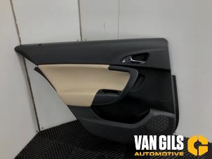 Gebruikte Deurbekleding 4Deurs links-achter Opel Insignia 2.0 CDTI 16V 140 ecoFLEX Prijs op aanvraag aangeboden door Van Gils Automotive
