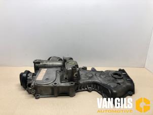 Gebruikte Distributiedeksel Volkswagen Golf V (1K1) 1.4 FSI 16V Prijs € 50,00 Margeregeling aangeboden door Van Gils Automotive