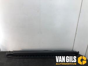 Gebruikte Zijskirt links Mercedes GLE AMG Coupe (C292) 5.5 63 S AMG V8 biturbo 32V 4-Matic Prijs € 299,99 Margeregeling aangeboden door Van Gils Automotive