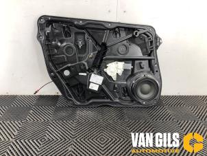 Gebruikte Raammechaniek 4Deurs links-voor Mercedes GLE AMG Coupe (C292) 5.5 63 S AMG V8 biturbo 32V 4-Matic Prijs € 124,99 Margeregeling aangeboden door Van Gils Automotive