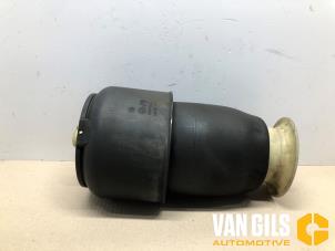 Gebruikte Luchtbalg BMW 5 serie Touring (F11) 525d 16V Prijs € 125,00 Margeregeling aangeboden door Van Gils Automotive