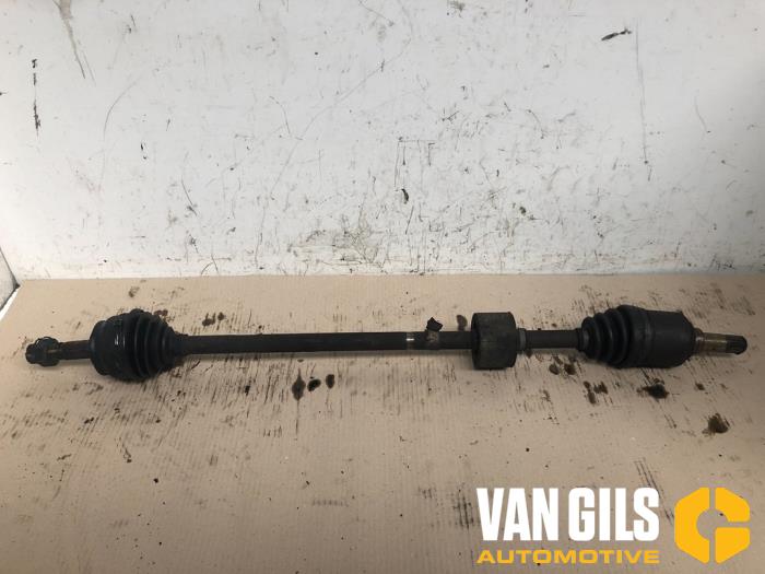 Gebruikte Aandrijfas rechts-voor Fiat Brava (182B) 1.2 16V Prijs € 35,00 Margeregeling aangeboden door Van Gils Automotive