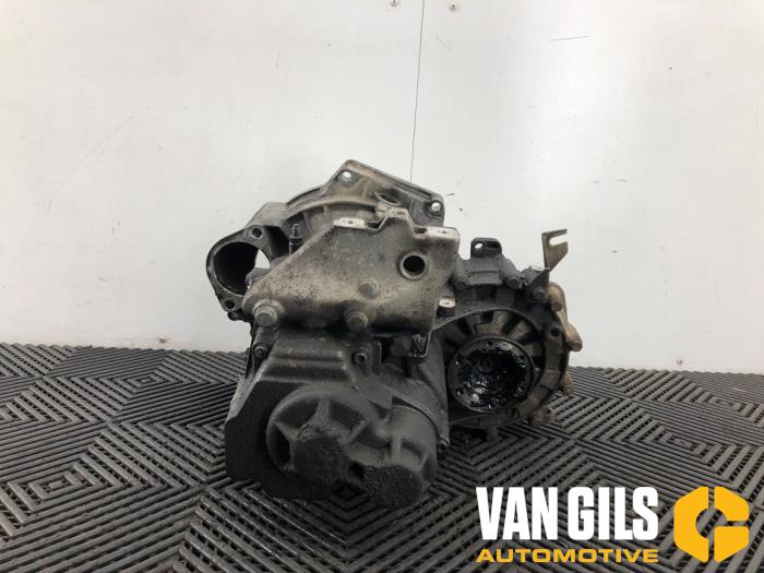 Versnellingsbak van een Audi A3 (8P1) 2.0 16V FSI 2004