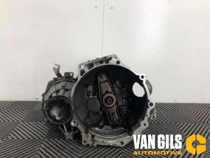 Gebruikte Versnellingsbak Audi A3 (8P1) 2.0 16V FSI Prijs € 349,99 Margeregeling aangeboden door Van Gils Automotive