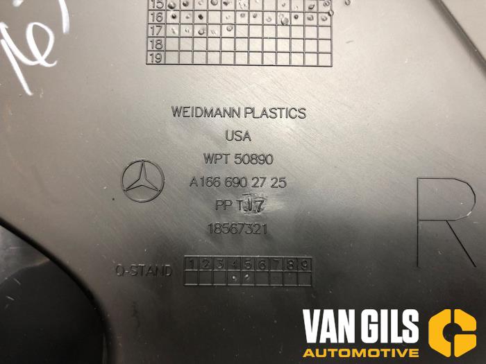 Hemelbekleding van een Mercedes-AMG GLE AMG Coupe (C292) 5.5 63 S AMG V8 biturbo 32V 4-Matic 2017