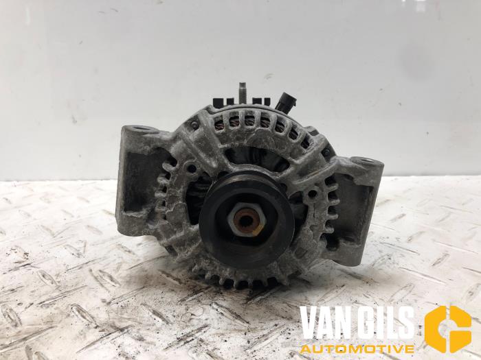 Gebruikte Dynamo Opel Astra K 1.0 Turbo 12V Prijs € 40,00 Margeregeling aangeboden door Van Gils Automotive
