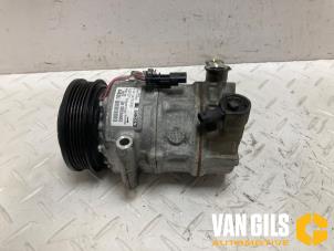 Gebruikte Aircopomp Opel Astra K 1.0 Turbo 12V Prijs € 49,99 Margeregeling aangeboden door Van Gils Automotive