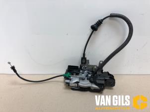 Gebruikte Deurslot Mechaniek 4Deurs rechts-voor Polestar Polestar 2 82kWh Long Range Single Motor Prijs € 174,99 Margeregeling aangeboden door Van Gils Automotive