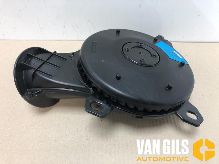 Luidspreker van een Polestar Polestar 2 82kWh Long Range Single Motor 2023