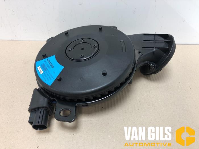 Luidspreker van een Polestar Polestar 2 82kWh Long Range Single Motor 2023