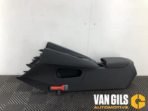 Gebruikte Middenconsoles Polestar Polestar 2 82kWh Long Range Single Motor Prijs € 229,99 Margeregeling aangeboden door Van Gils Automotive