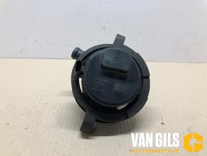 Gebruikte Waterpomp Polestar Polestar 2 82kWh Long Range Single Motor Prijs € 129,99 Margeregeling aangeboden door Van Gils Automotive