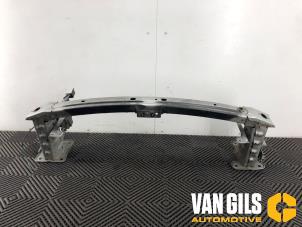 Gebruikte Bumperbalk voor Mazda 5 (CR19) 1.8i 16V Prijs € 75,00 Margeregeling aangeboden door Van Gils Automotive