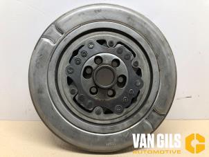 Gebruikte Vliegwiel Audi Q3 Sportback (F3N) 1.4 E-tron 16V Prijs € 129,99 Margeregeling aangeboden door Van Gils Automotive