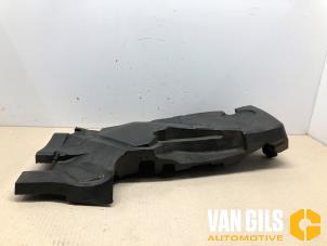 Gebruikte Afdekplaat motor BMW 3 serie Touring (F31) 320i 2.0 16V Prijs € 35,00 Margeregeling aangeboden door Van Gils Automotive