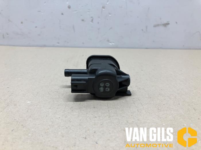 Vacuum ventiel Toyota Yaris O270313 - foto 1