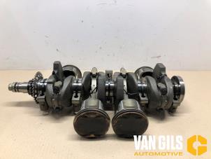 Gebruikte Krukas Toyota Yaris III (P13) 1.5 16V Hybrid Prijs op aanvraag aangeboden door Van Gils Automotive