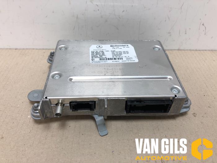 Gebruikte Telefoon Module Mercedes S (W221) 4.7 S-450 32V Prijs € 50,00 Margeregeling aangeboden door Van Gils Automotive