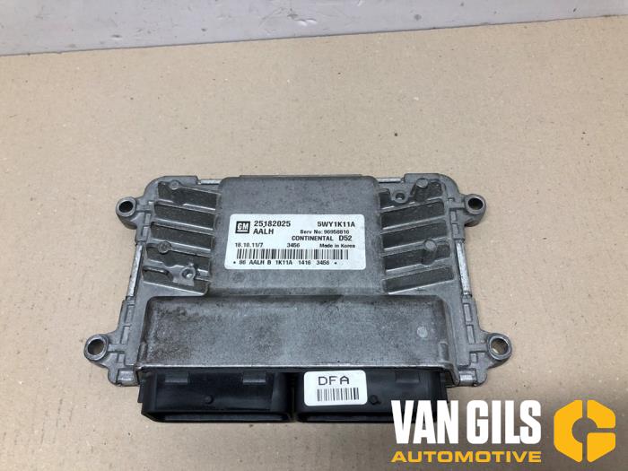 Computer Motormanagement van een Chevrolet Spark (M300) 1.0 16V 2011
