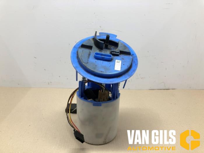 Gebruikte Brandstofpomp Elektrisch Mercedes E (R207) E-200 2.0 Turbo 16V Prijs € 125,00 Margeregeling aangeboden door Van Gils Automotive
