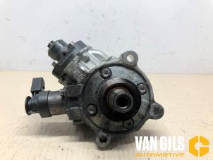 Gebruikte Dieselpomp Mercedes Vito (447.6) 2.0 116 CDI 16V Prijs € 349,99 Margeregeling aangeboden door Van Gils Automotive