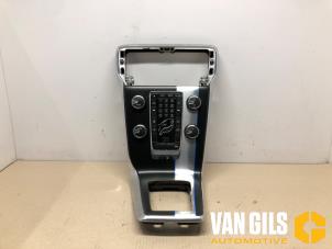 Gebruikte Multi Media Regelunit Volvo V40 (MV) 1.6 D2 Prijs op aanvraag aangeboden door Van Gils Automotive