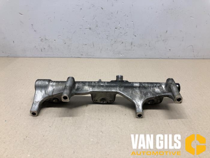 Gebruikte Verstuiver brug BMW 2 serie Active Tourer (F45) 216i 1.5 TwinPower Turbo 12V Prijs € 19,99 Margeregeling aangeboden door Van Gils Automotive