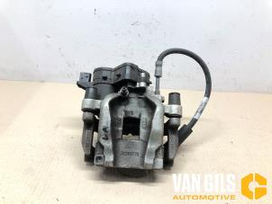 Gebruikte Remklauw (Tang) links-achter Volvo XC40 (XZ) Single Motor 69 kWh Prijs € 175,00 Margeregeling aangeboden door Van Gils Automotive