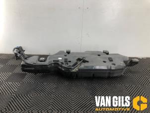 Gebruikte Tank adblue Mercedes B (W247) 2.0 B-200d Prijs op aanvraag aangeboden door Van Gils Automotive