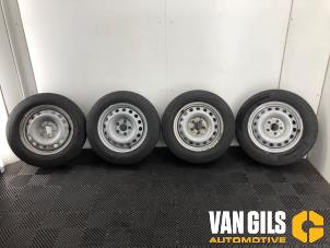 Gebruikte Velgen set Mercedes Vito Tourer (447.7) 2.0 116 CDI 16V Prijs € 350,00 Margeregeling aangeboden door Van Gils Automotive