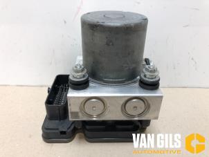 Gebruikte ABS Pomp Mercedes Vito Tourer (447.7) 2.0 116 CDI 16V Prijs € 199,99 Margeregeling aangeboden door Van Gils Automotive