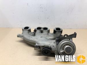 Gebruikte Inlaatspruitstuk Volkswagen Golf V (1K1) 1.9 TDI Prijs € 75,00 Margeregeling aangeboden door Van Gils Automotive