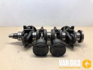 Gebruikte Krukas Opel Astra H SW (L35) 1.6 16V Twinport Prijs op aanvraag aangeboden door Van Gils Automotive