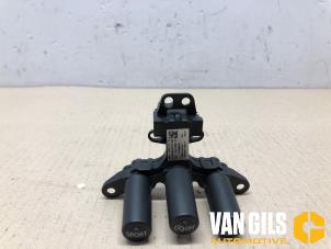 Gebruikte Schakelaar (diversen) Mini Mini (R56) 1.6 16V Cooper S Prijs € 30,00 Margeregeling aangeboden door Van Gils Automotive
