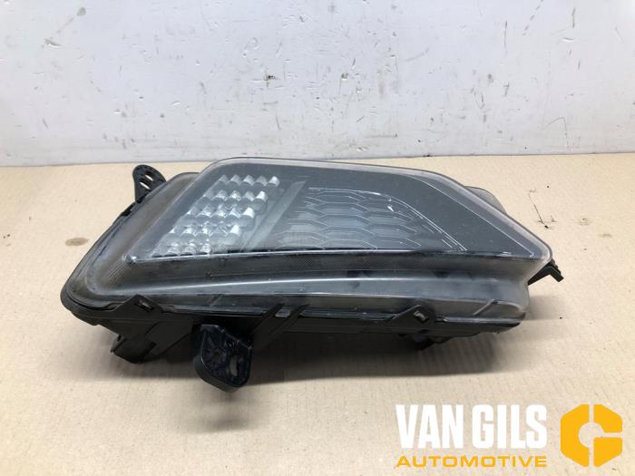 Dagrijverlichting links van een Volkswagen Polo VI (AW1) 1.0 TSI 12V 2018
