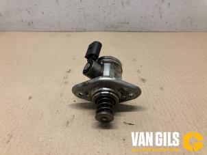 Gebruikte Hogedrukpomp Mercedes A (177.0) 1.3 A-180 Turbo 16V Prijs € 300,00 Margeregeling aangeboden door Van Gils Automotive