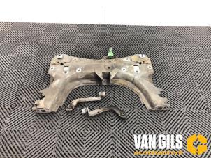 Gebruikte Subframe Renault Clio IV (5R) 1.5 dCi 90 FAP Prijs € 50,00 Margeregeling aangeboden door Van Gils Automotive