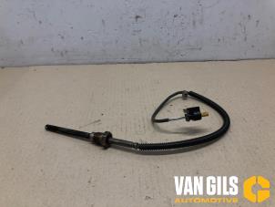 Gebruikte Uitlaat temperatuursensor Mercedes Vito Mixto (447.7) 2.2 116 CDI 16V Prijs € 70,00 Margeregeling aangeboden door Van Gils Automotive