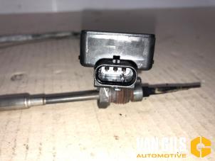 Gebruikte Uitlaat temperatuursensor Mercedes Vito (447.6) 2.0 116 CDI 16V Prijs op aanvraag aangeboden door Van Gils Automotive